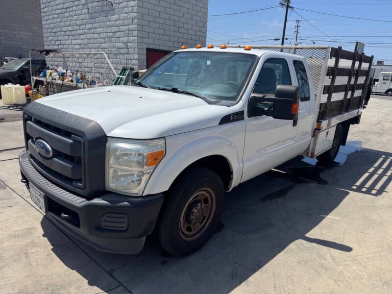 ford f-350 super duty chassis cab 2016 1FD8X3E63GEB52764 image ford f-350 super duty chassis cab 2016 1FD8X3E63GEB52764 image